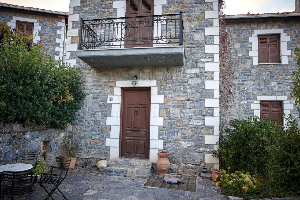 Malevos Traditional Houses Ájosz Pétrosz Kültér fotó