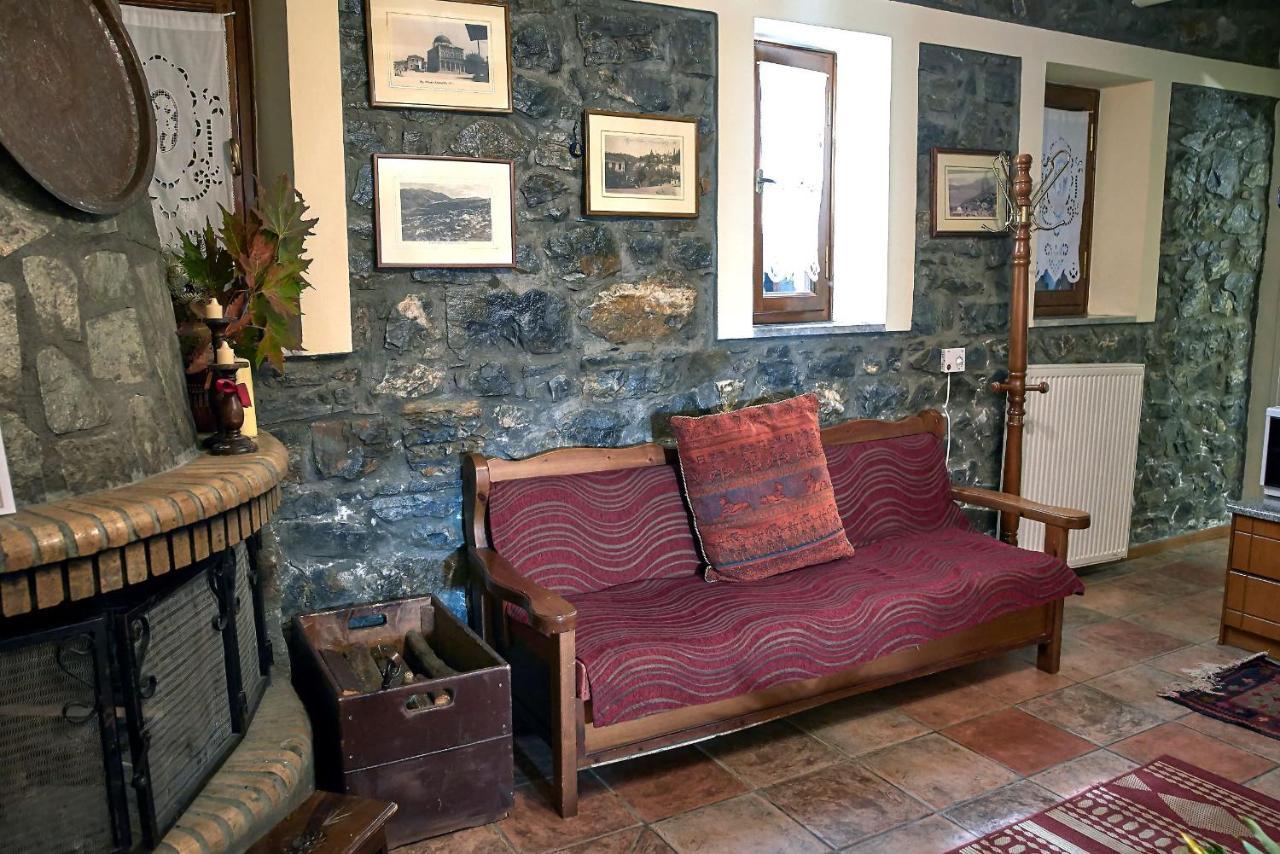 Malevos Traditional Houses Ájosz Pétrosz Kültér fotó